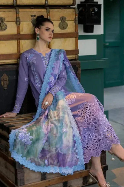 Mushq Heavy Embroidery 3PC Dhanak Suit JCH-030