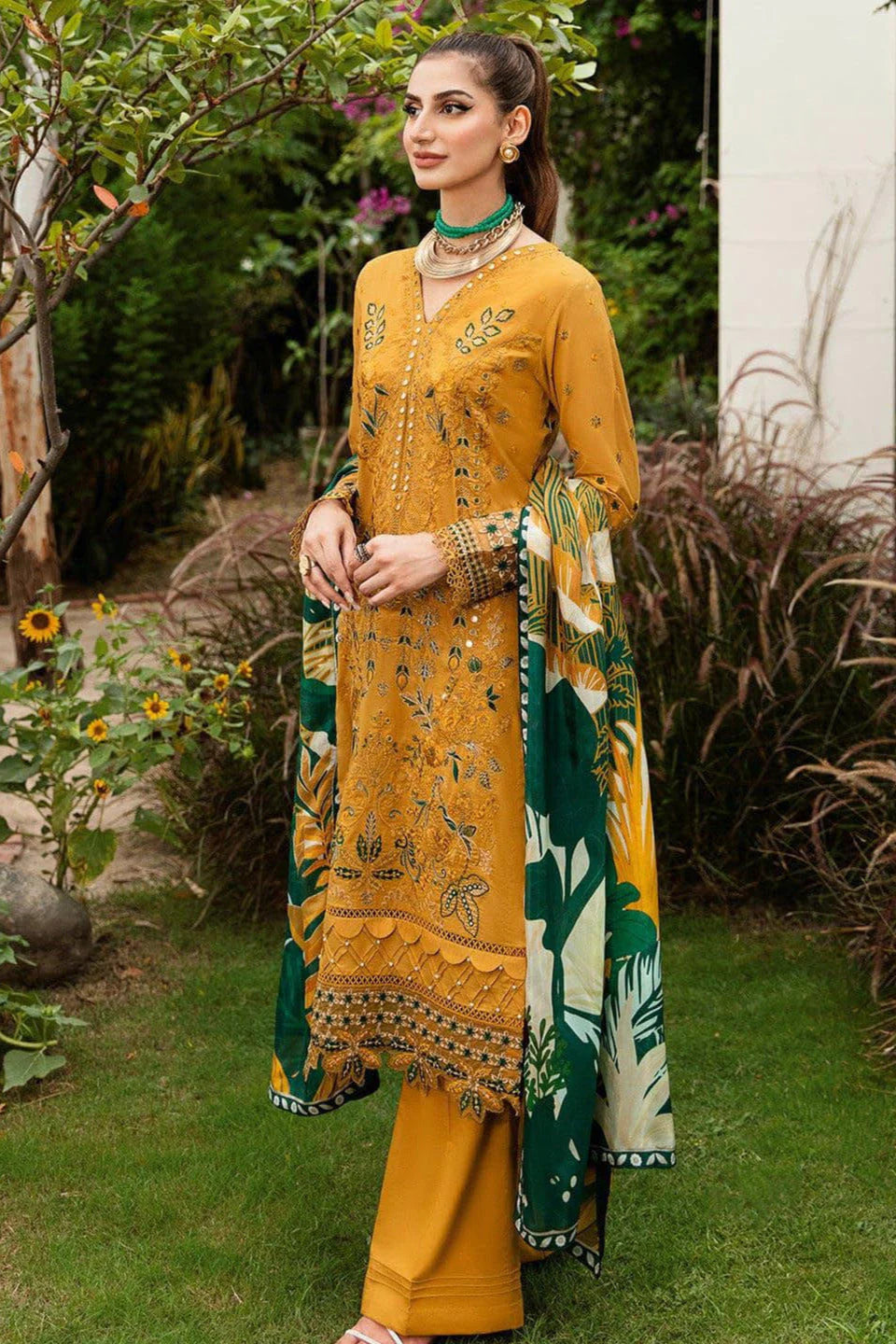 Ramsha Heavy Embroidery 3PC Linen Suit JCH-069