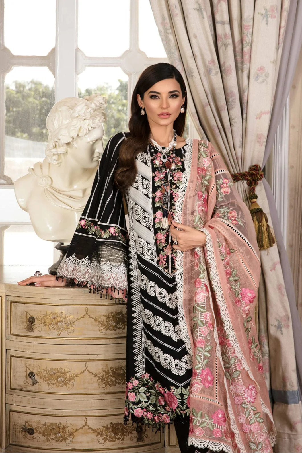 Crimson Heavy Embroidery 3PC Dhanak Suit JCH-115