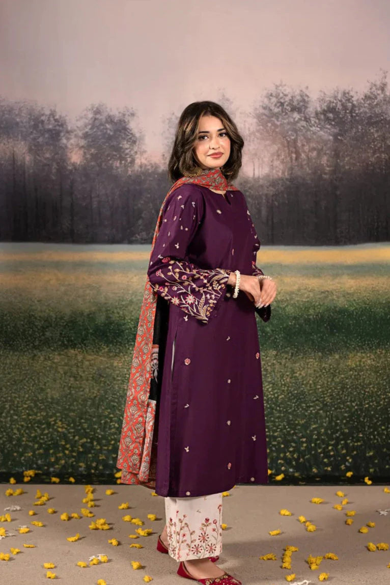 Urge Heavy Embroidery 3PC Dhanak Suit JCH-052