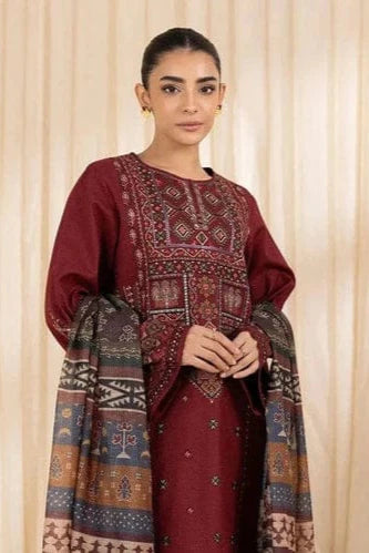 Sapphire Heavy Embroidery 3PC Dhanak Suit JCH-057