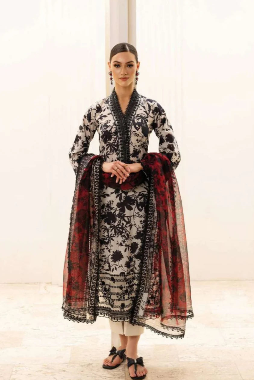 Zainab Chottani Embroidery 3PC Karandi Suit JCH-101