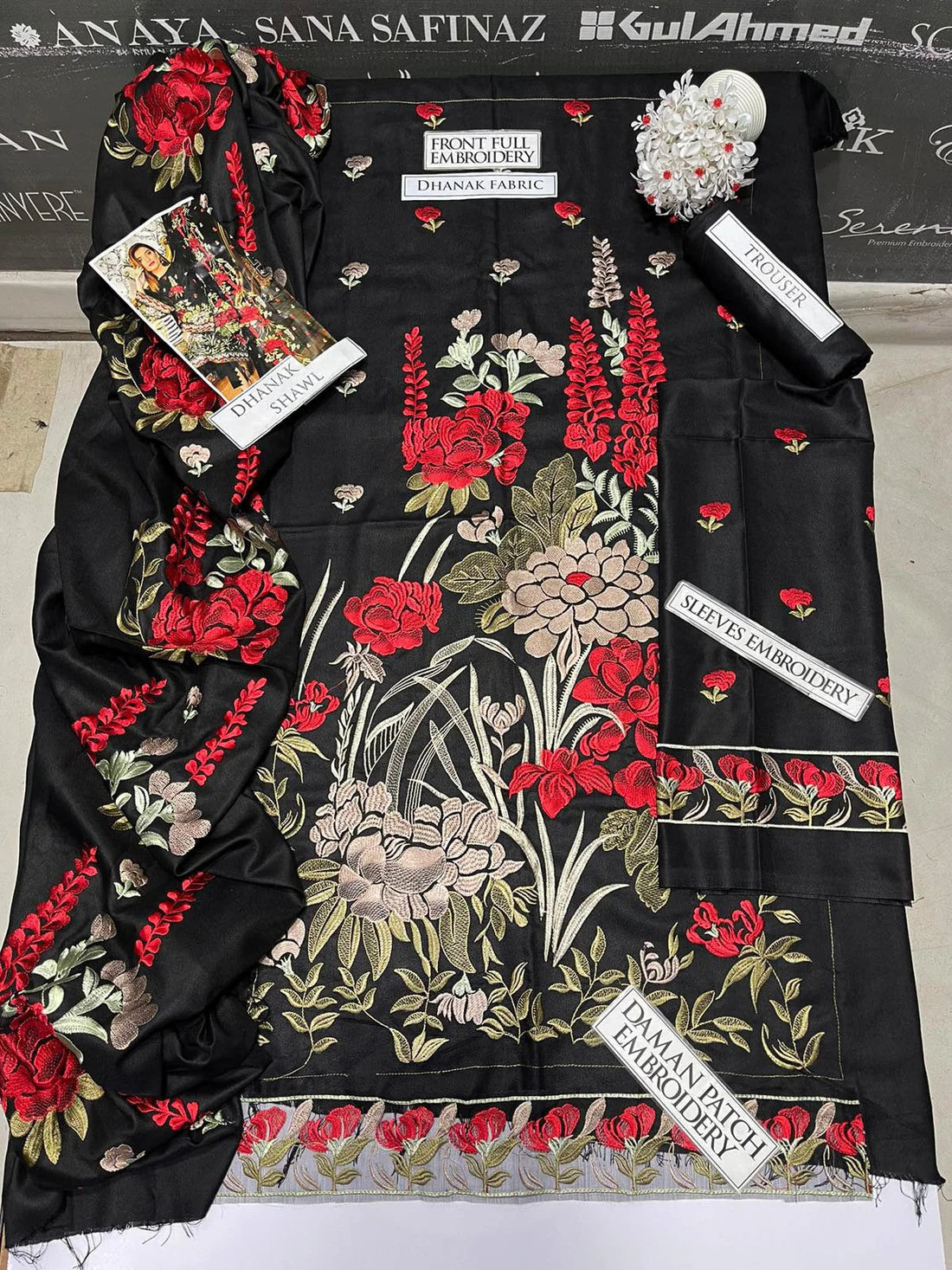 Bareeze Heavy Embroidery 3PC Dhanak Suit JCH-114
