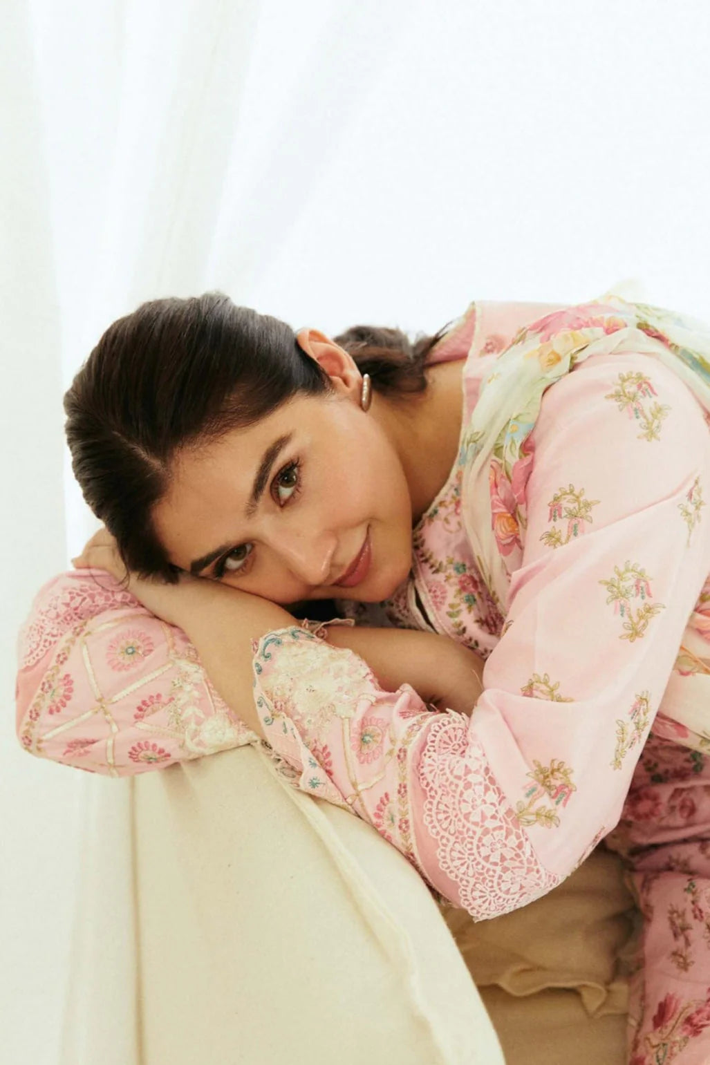 Zara Shah Jahan Heavy Embroidery 3PC Dhanak Suit JCH-120