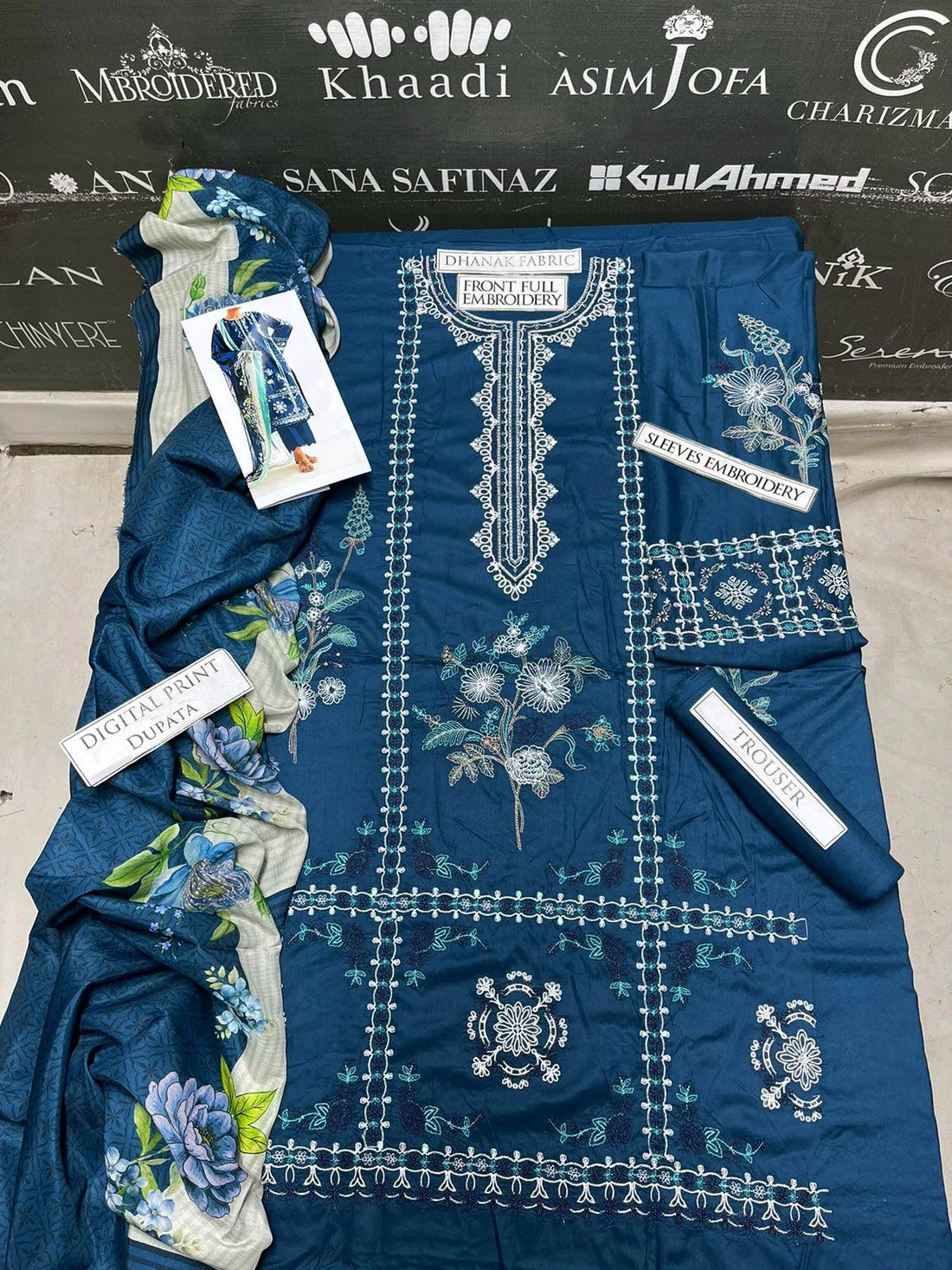 Bareeze Heavy Embroidery 3PC Dhanak Suit JCH-058