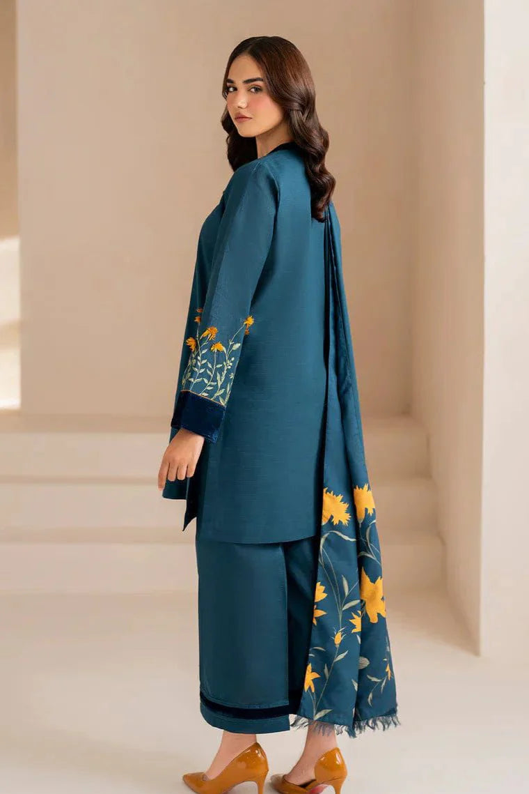 JCH-019 Baroque Heavy Embroidery 3PC Dhanak Suit