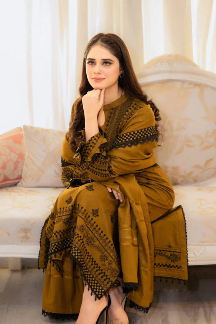 Nakoosh Heavy Embroidery 3PC Dhanak Suit JCH-054