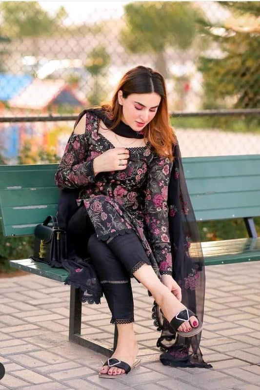 Bareeze Heavy Embroidery 3PC Dhanak Suit JCH-031