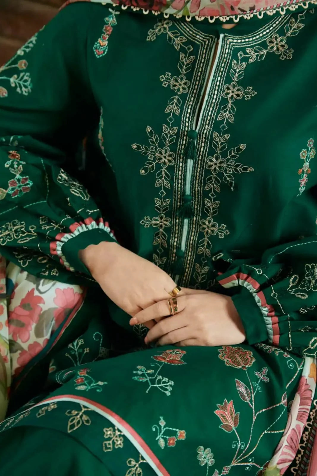 CoCo Heavy Embroidery 3PC Dhanak Suit JCH-083