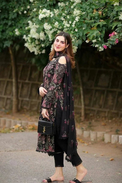 Bareeze Heavy Embroidery 3PC Dhanak Suit JCH-031