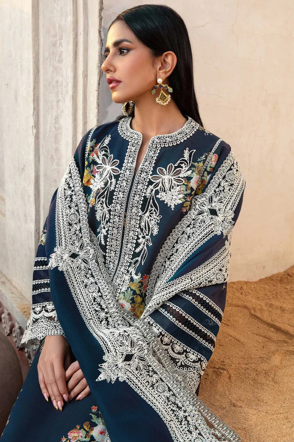 Crimson Heavy Embroidery 3PC Dhanak Suit JCH-043