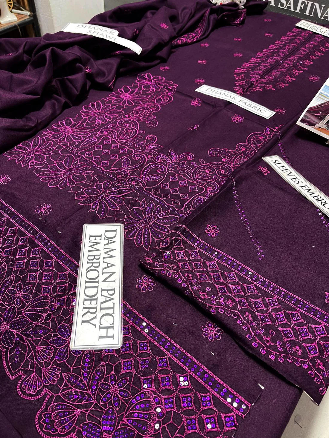 Izel Heavy Embroidery 3PC Dhanak Suit JCH-104