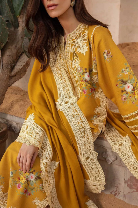 Crimson Heavy Embroidery 3PC Dhanak Suit JCH-044