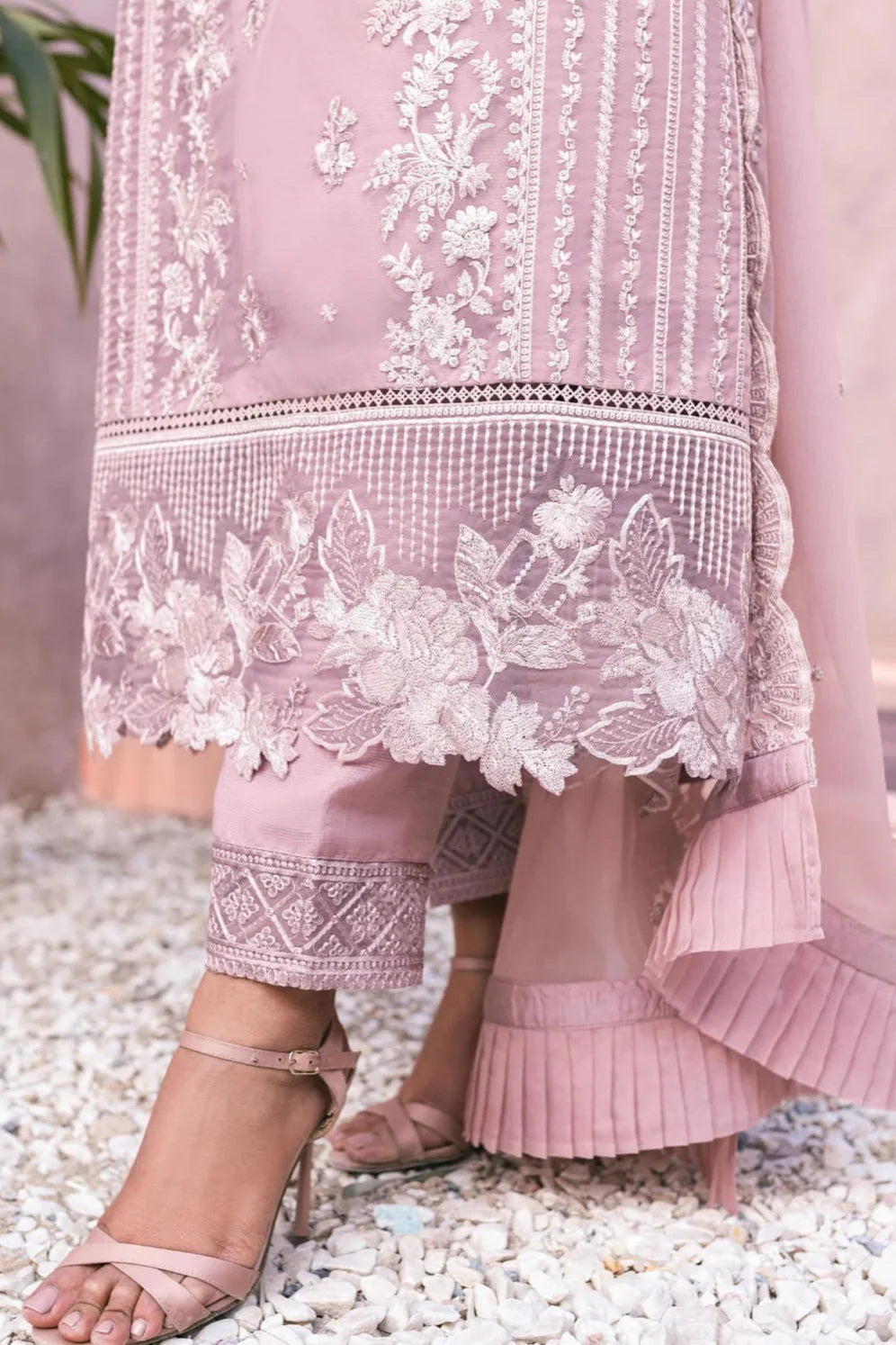 Azure Heavy Embroidery 3PC Dhanak Suit JCH-111