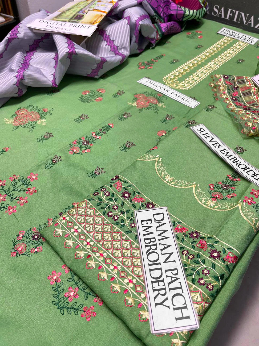 Zara Shah Jahan Heavy Embroidery 3PC Dhanak Suit JCH-082