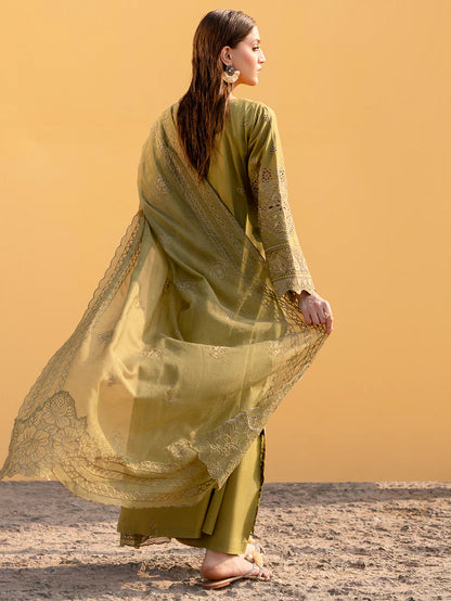 ADRIENNE BYMAHNUR 3PC LUXURY LAWN