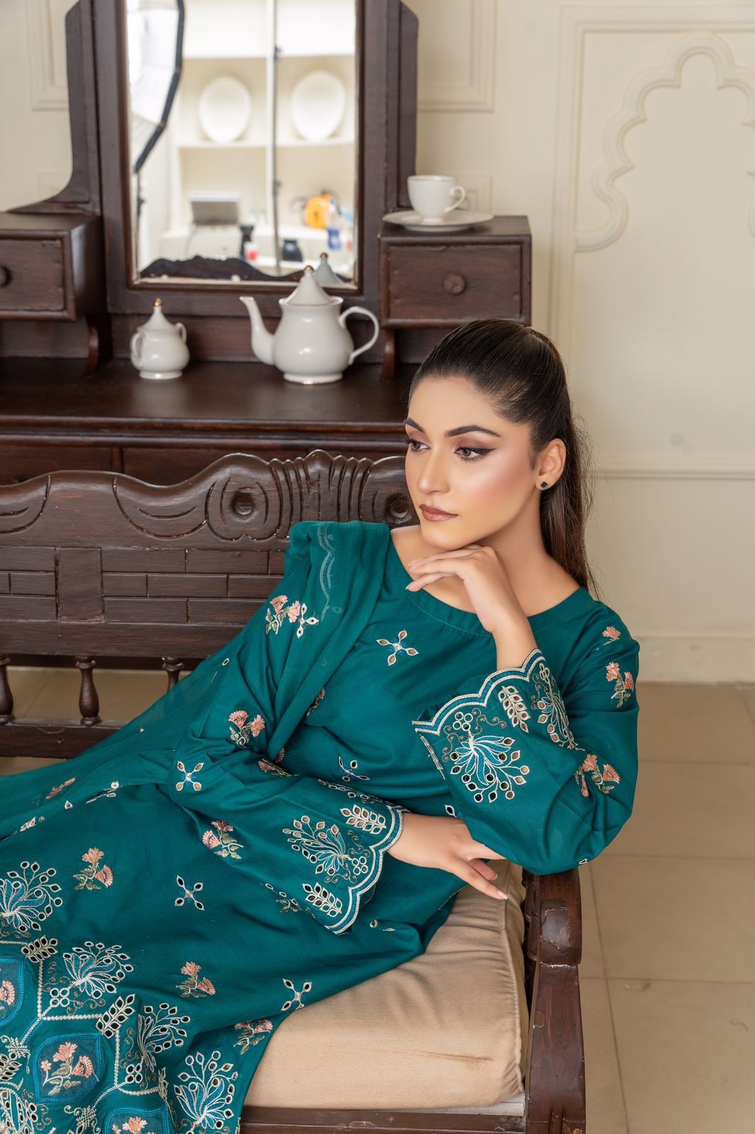 AYRA DESIGNER 3PC LUXURY LAWN JCH-035